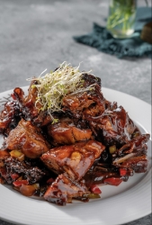 WHOLE BBQ CHICKEN